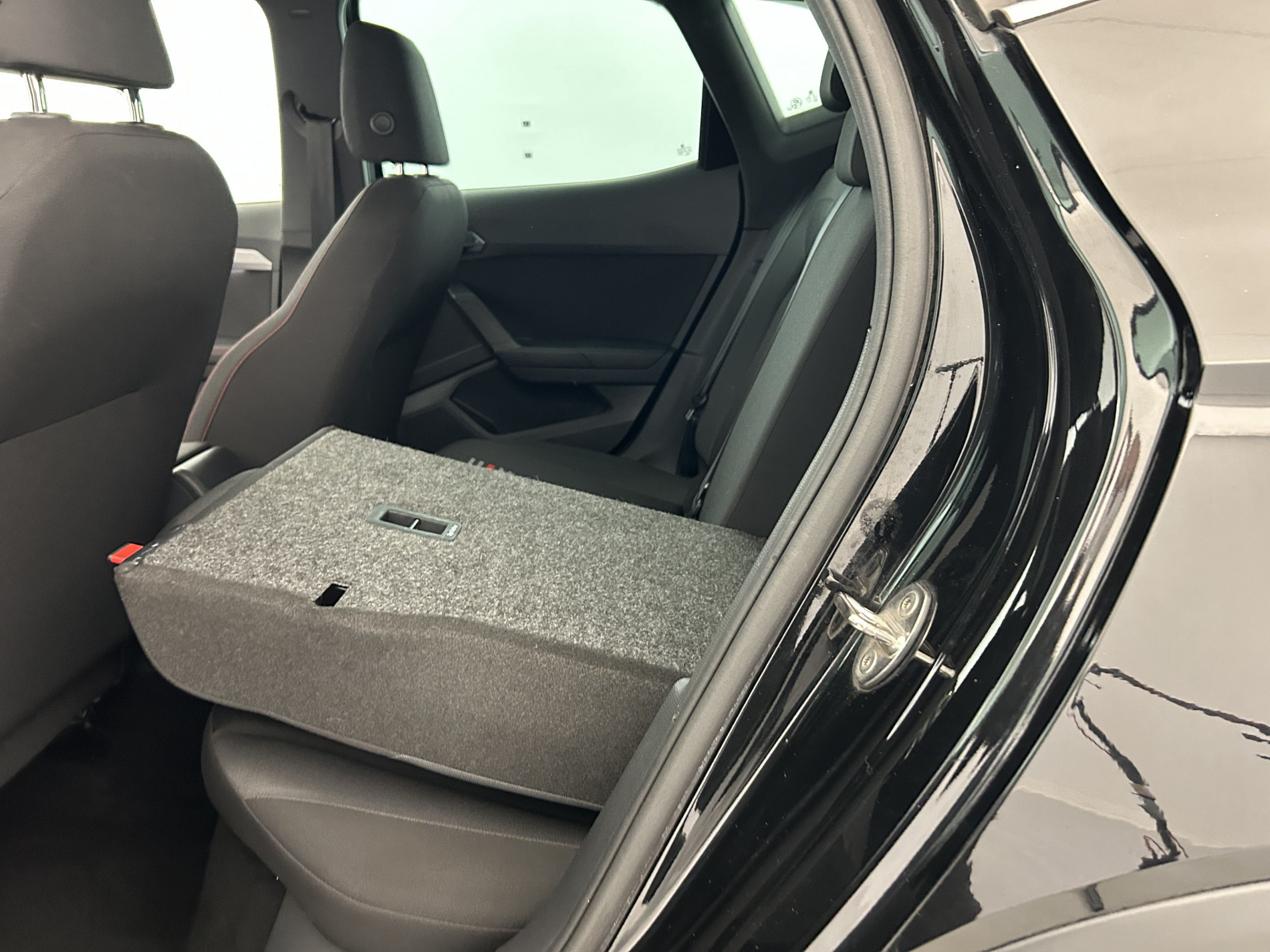 Vente en ligne Seat Arona 1.0 EcoTSI 115ch FR DSG au prix de 16 990 €