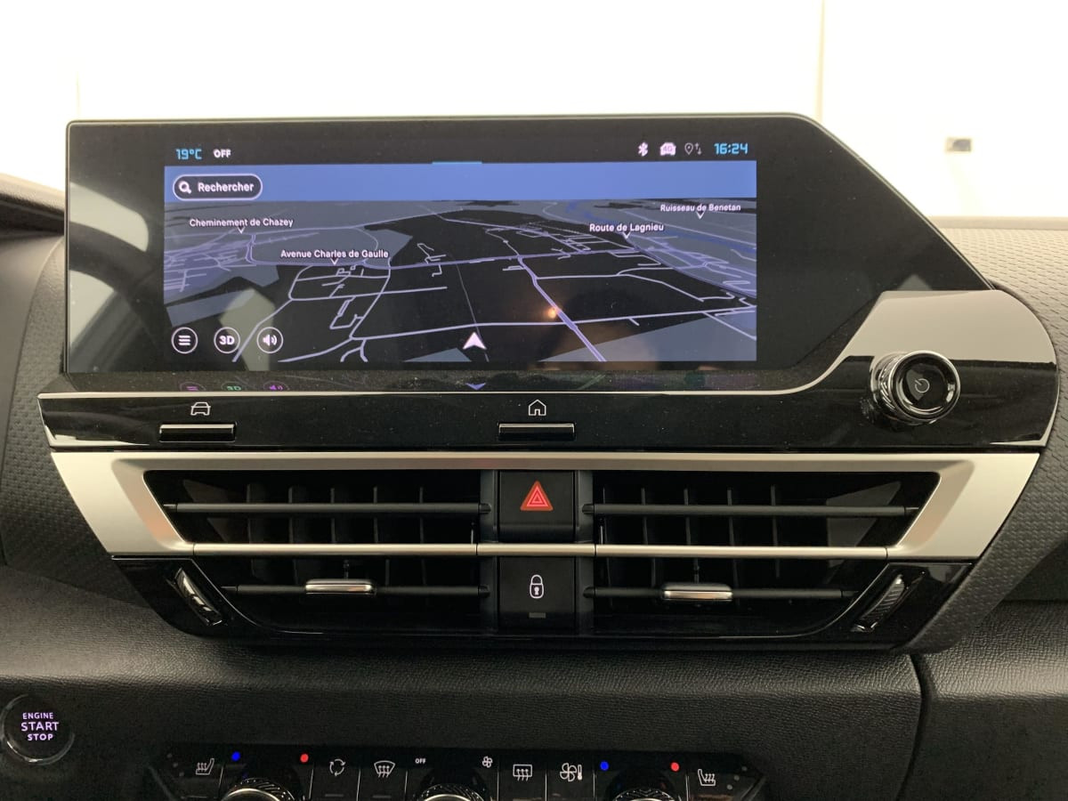 Vente en ligne Citroën C4 Hybride 145 e-DCS6 Max au prix de 24 190 €