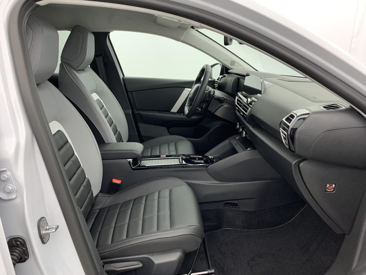 Vente en ligne Citroën C4 Hybride 145 e-DCS6 Max au prix de 24 190 €