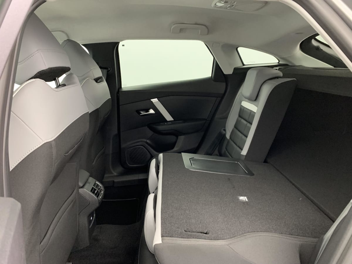 Vente en ligne Citroën C4 Hybride 145 e-DCS6 Max au prix de 24 190 €