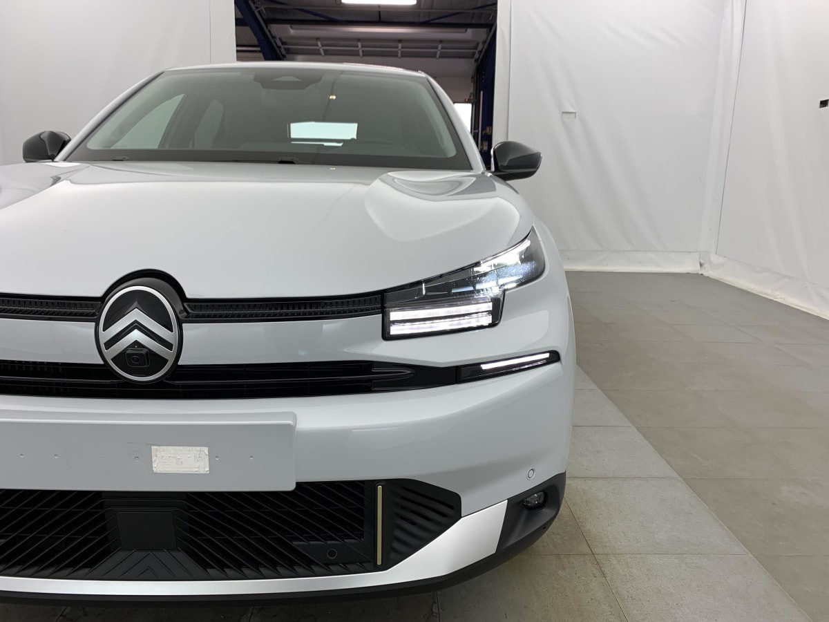 Vente en ligne Citroën C4 Hybride 145 e-DCS6 Max au prix de 24 190 €