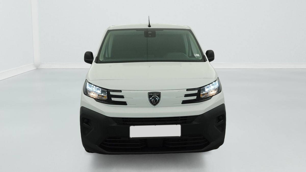 Vente en ligne Peugeot Partner Fourgon XL 950 KG BLUEHDI 100 S S BVM6 au prix de 20 530 €