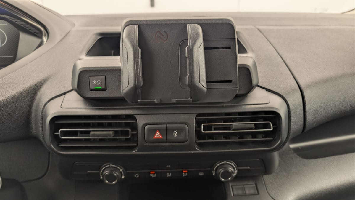 Vente en ligne Peugeot Partner Fourgon XL 950 KG BLUEHDI 100 S S BVM6 au prix de 20 530 €