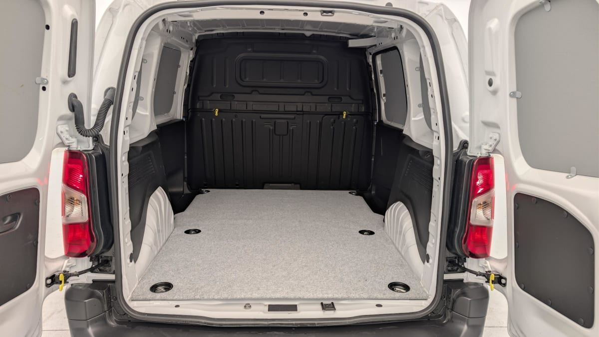 Vente en ligne Peugeot Partner Fourgon M 1000 KG BLUEHDI 130 S S EAT8 au prix de 24 440 €