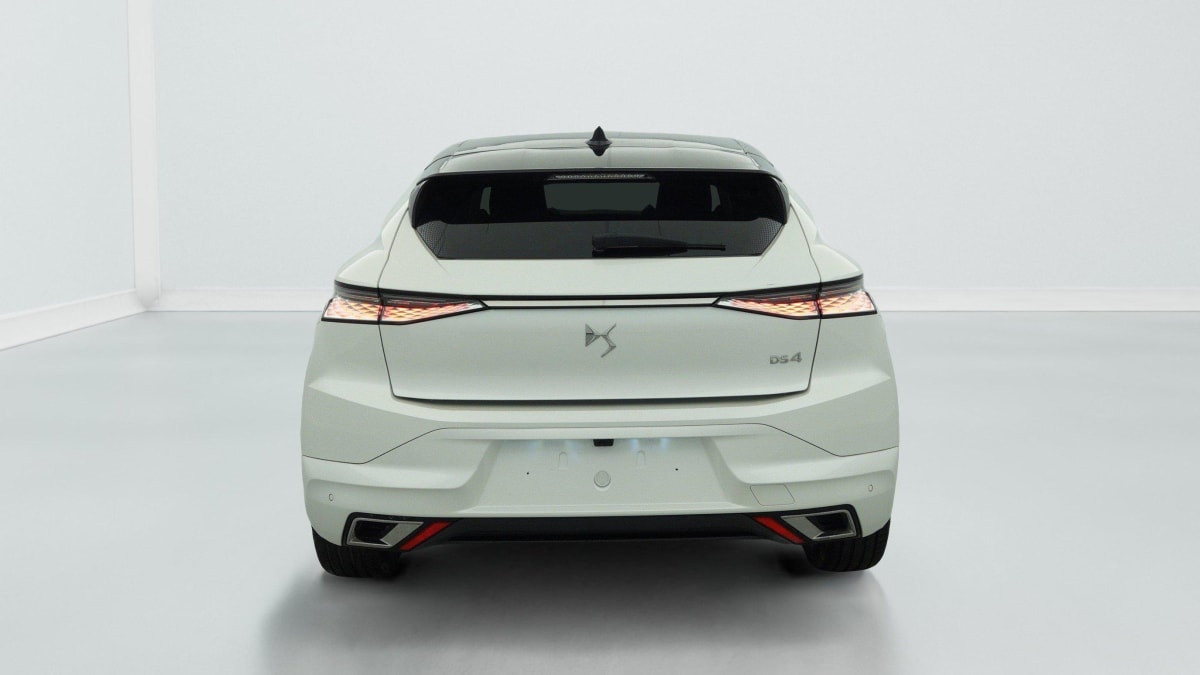 Vente en ligne Ds DS4 PureTech 130 EAT8 Rivoli au prix de 23 360 €
