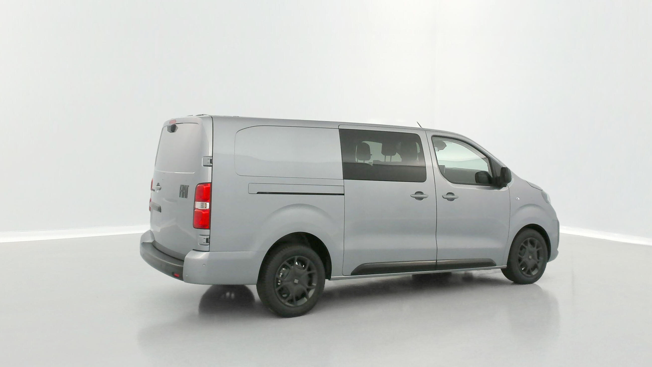 Vente en ligne Fiat Scudo SCUDO CA III XL 2.0 BlueHDi 180ch Pack Premium Connect EAT8 au prix de 41 220 €