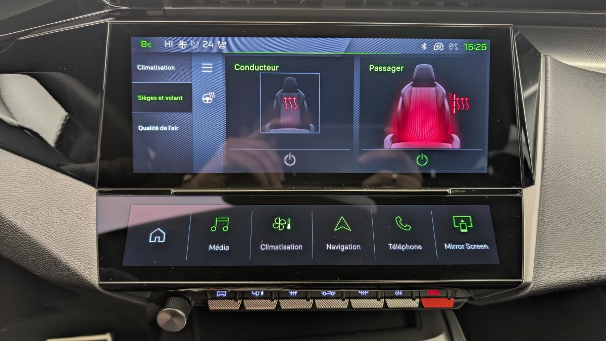 Vente en ligne Peugeot 408 Hybrid 145 e-DCS6 GT au prix de 29 540 €