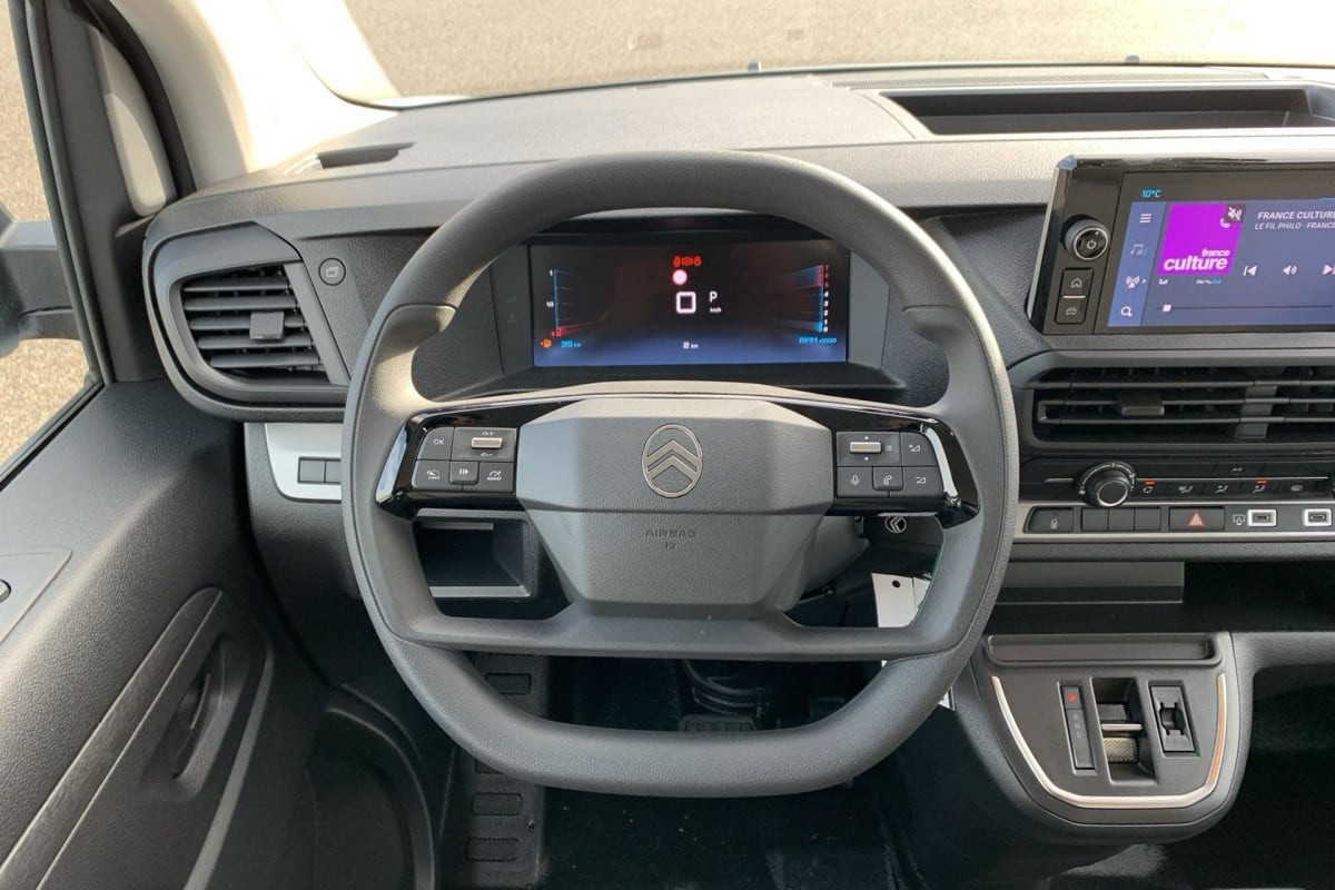 Vente en ligne Citroën Jumpy Fourgon XL BLUEHDI 180 S S EAT8 au prix de 32 890 €