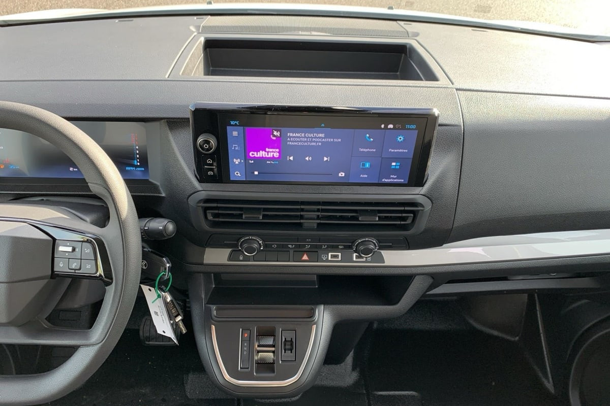 Vente en ligne Citroën Jumpy Fourgon XL BLUEHDI 180 S S EAT8 au prix de 32 890 €