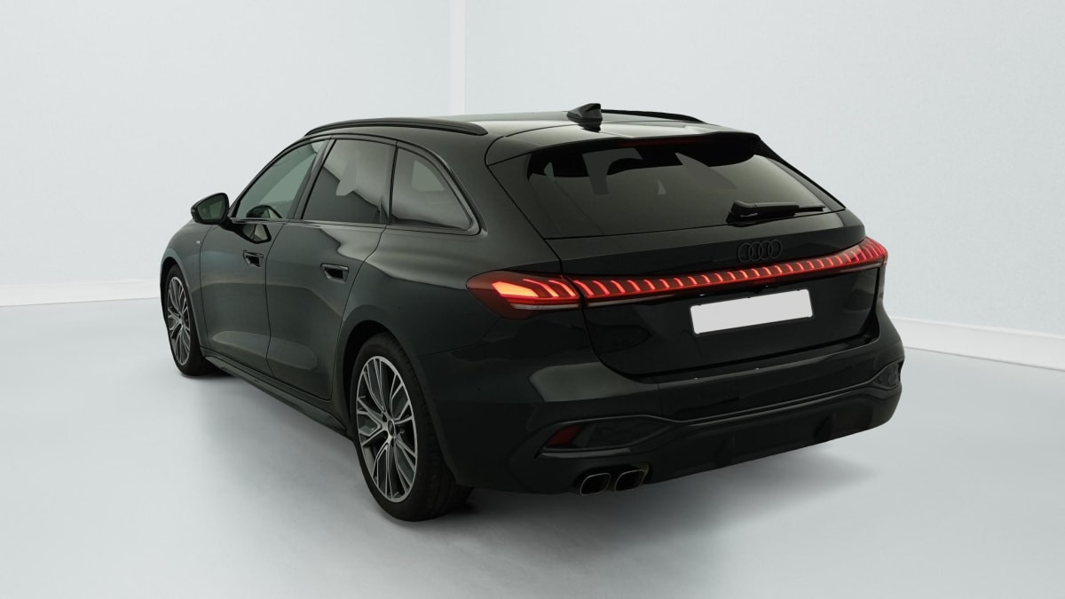 Vente en ligne Audi A5 Avant TDI Hybride 204 ch S tronic 7 S line au prix de 52 200 €