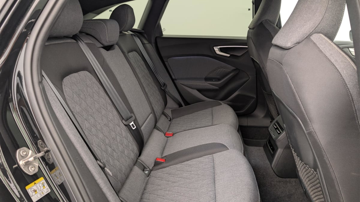 Vente en ligne Audi A5 Avant TDI Hybride 204 ch S tronic 7 S line au prix de 52 200 €