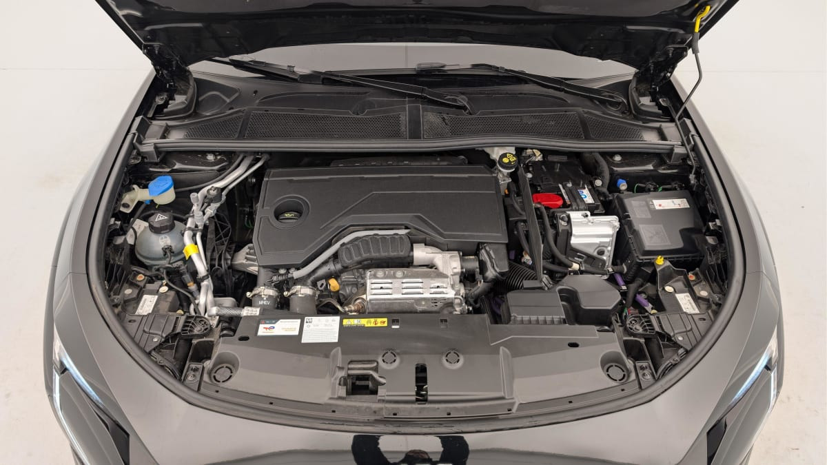 Vente en ligne Peugeot 408 Hybrid 145 e-DCS6 GT au prix de 29 540 €