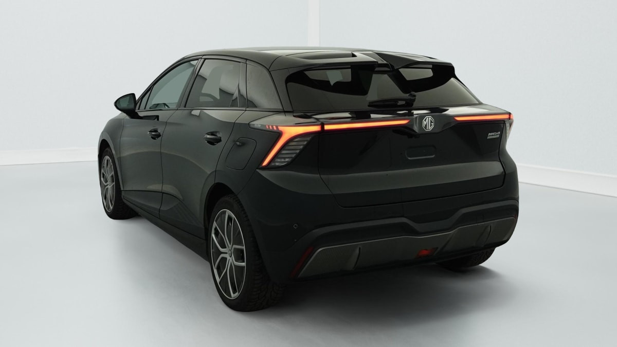 Vente en ligne Mg MG4 64KWH 204CH LUXURY au prix de 22 330 €
