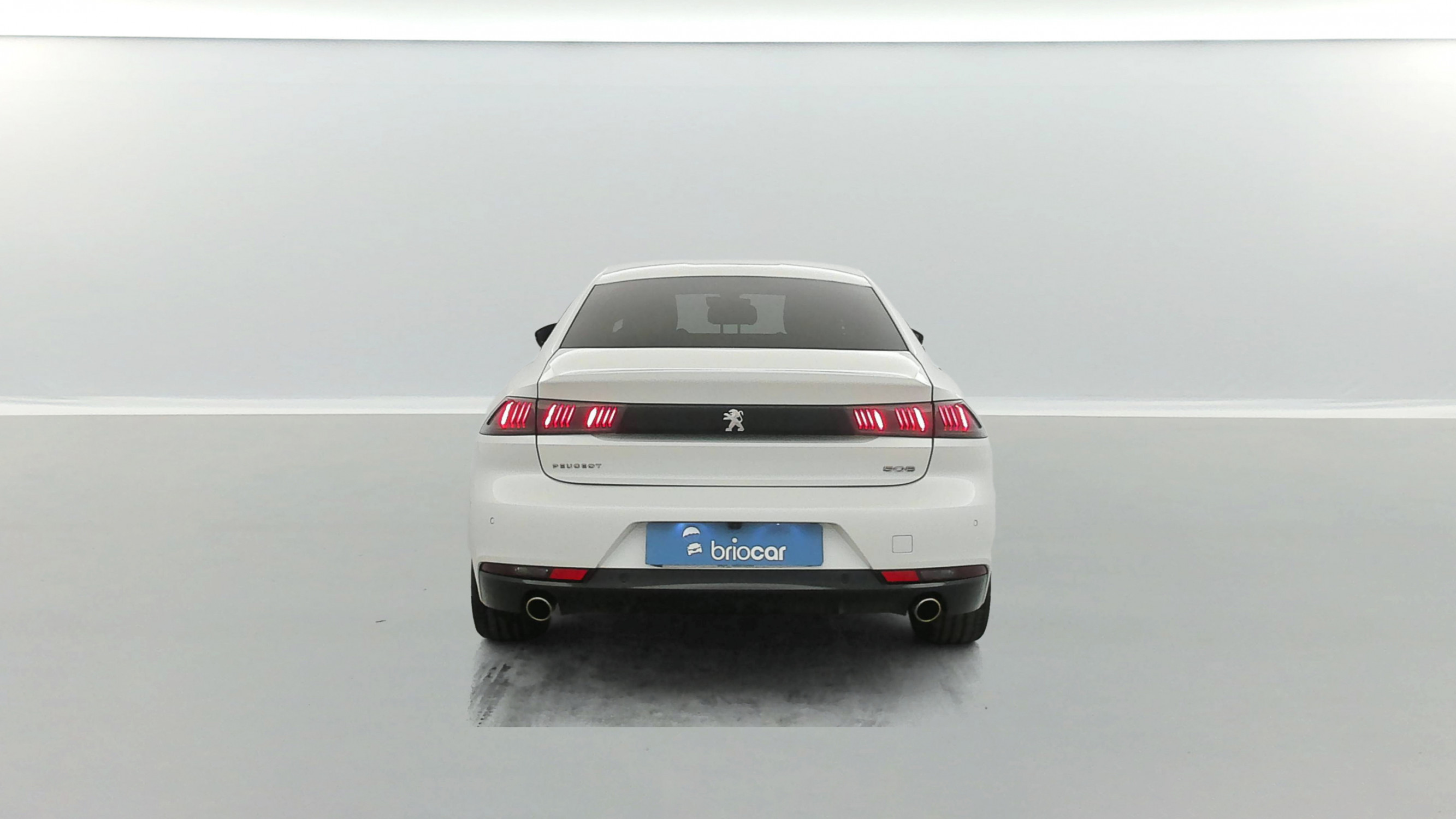 Vente en ligne Peugeot 508 HYBRID 225ch GT e-EAT8 Suréquipé au prix de 17 990 €