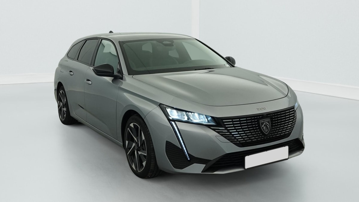 Peugeot 308 SW PHEV 180 e-EAT8 Allure occasion de 2024 en vente à Rennes