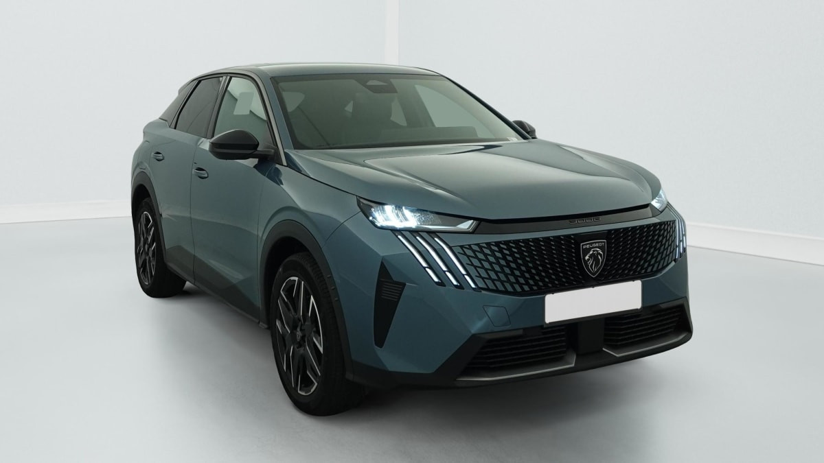 Peugeot 3008 HYBRID 136 E-DCS6 ALLURE occasion de 2024 en vente à Rennes