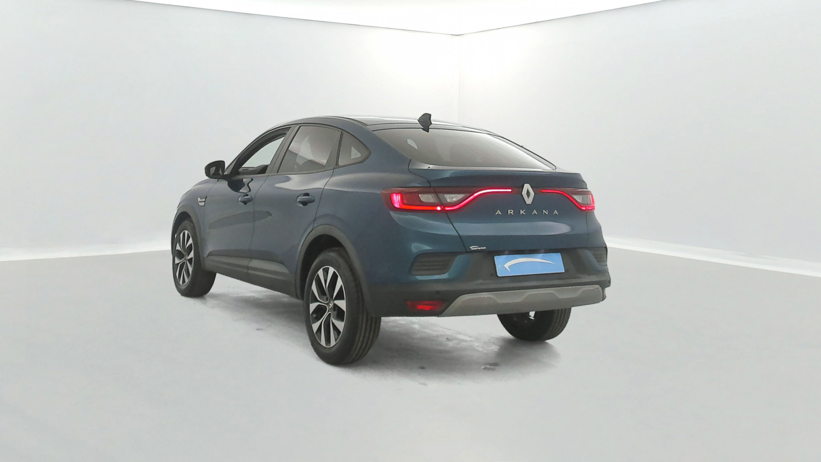 Vente en ligne Renault Arkana 1.3 TCe mild hybrid 140ch Evolution EDC au prix de 17 990 €