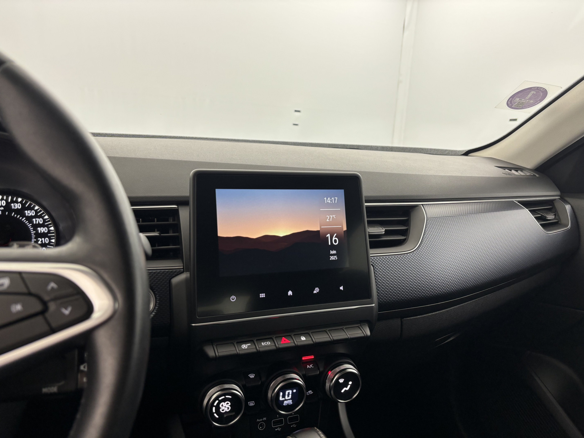 Vente en ligne Renault Arkana 1.3 TCe mild hybrid 140ch Evolution EDC au prix de 17 990 €