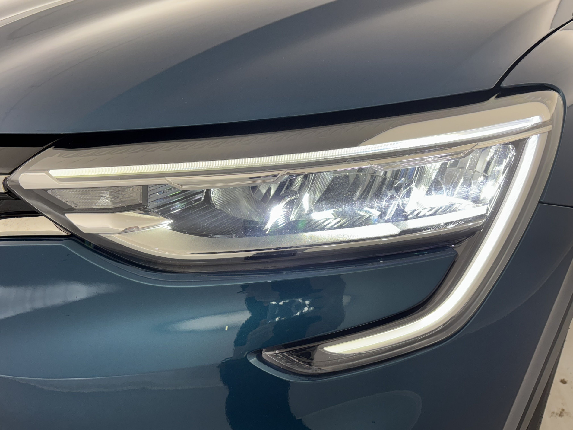 Vente en ligne Renault Arkana 1.3 TCe mild hybrid 140ch Evolution EDC au prix de 17 990 €