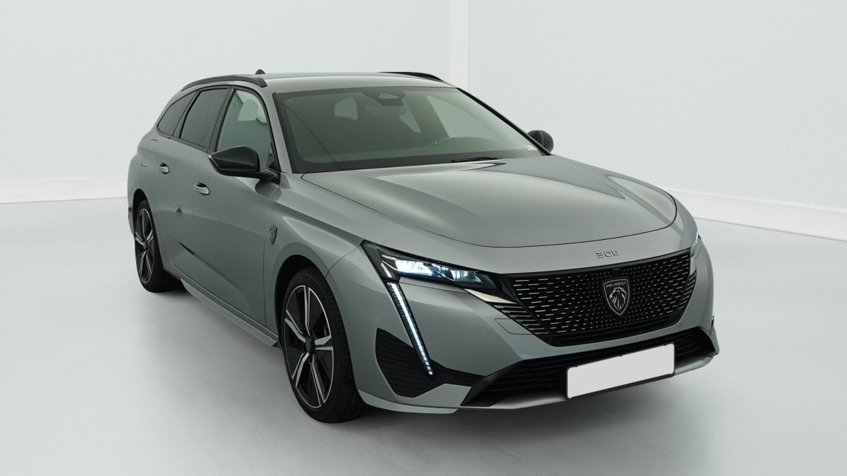 Peugeot 308 SW PHEV 225 e-EAT8 GT occasion de 2024 en vente à Rennes