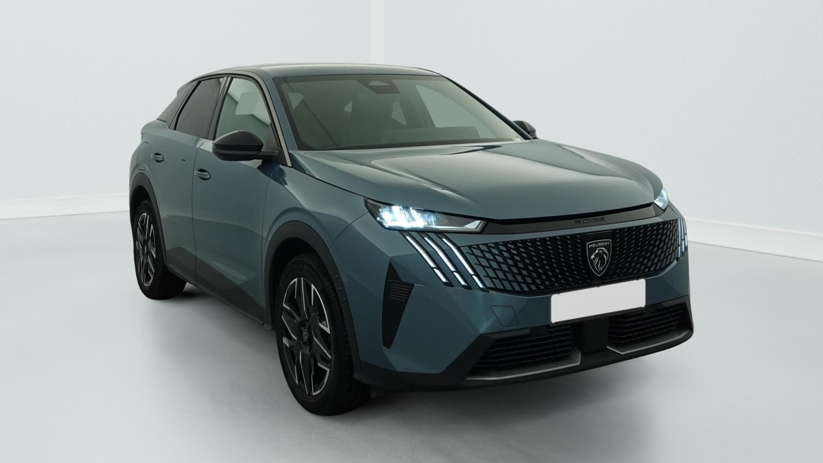 Peugeot 3008 HYBRID 136 E-DCS6 ALLURE occasion de 2024 en vente à Rennes