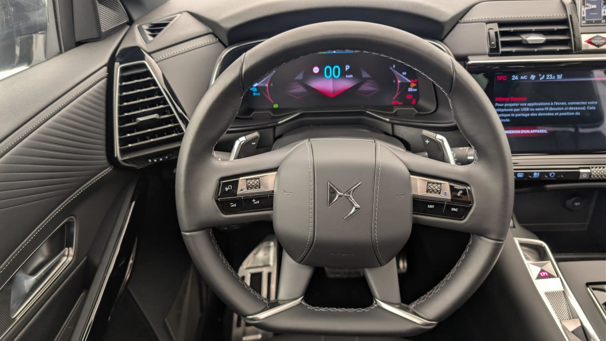 Vente en ligne Ds DS7 Crossback Hybride Rechargeable E-Tense 225 EAT8 Opera au prix de 38 810 €