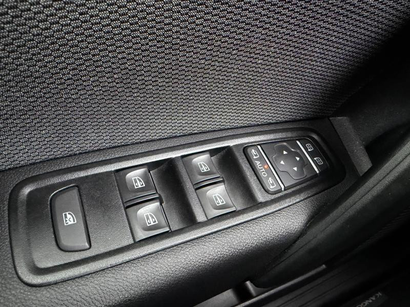 Vente en ligne Renault Kangoo 1.5 Blue dCi 115ch Techno + Roue de secours au prix de 21 990 €
