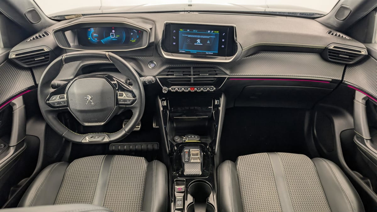 Vente en ligne Peugeot 2008 136 ch GT au prix de 19 860 €