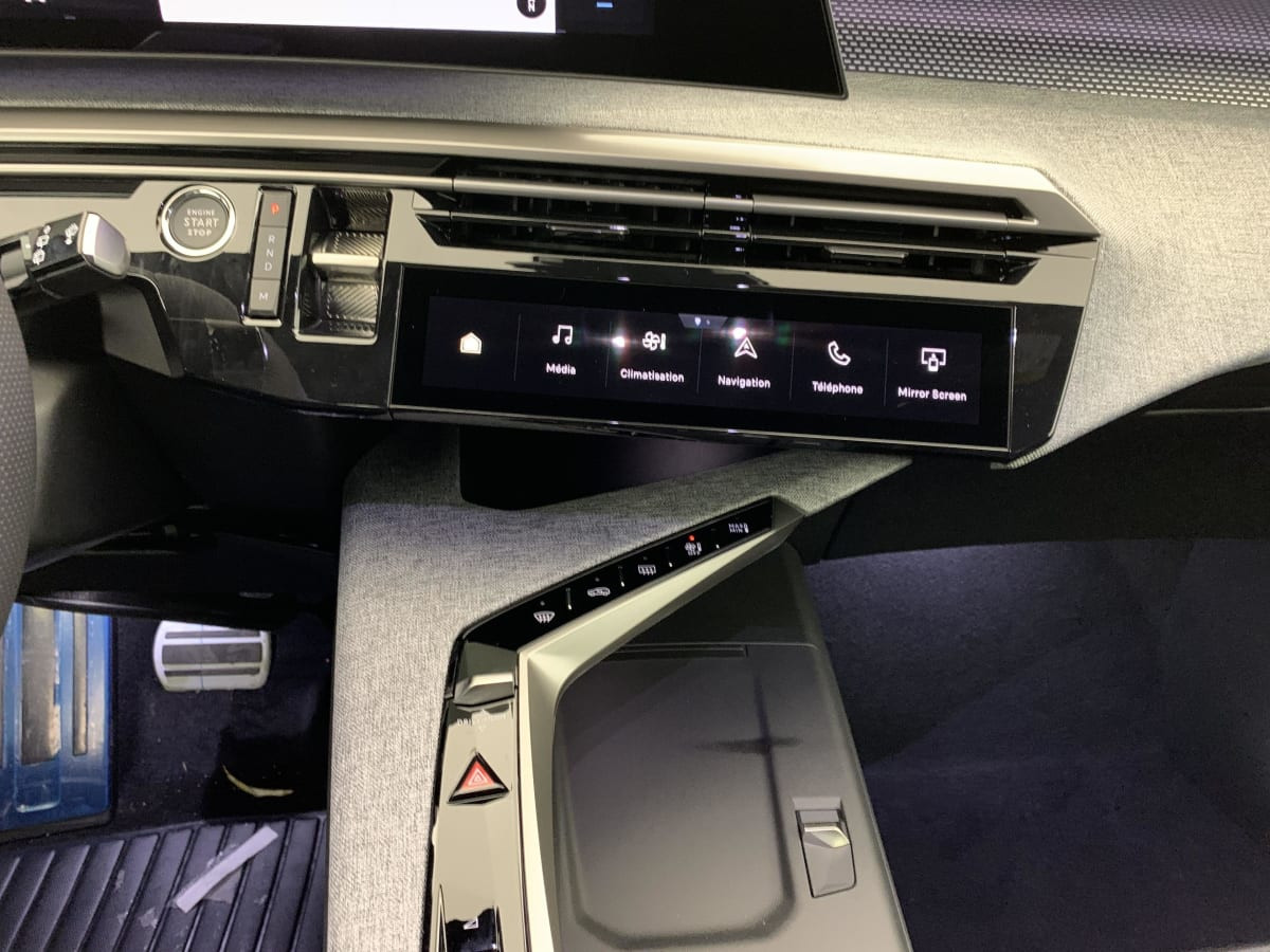 Vente en ligne Peugeot 5008 Hybrid 145 e-DCS6 GT au prix de 35 520 €