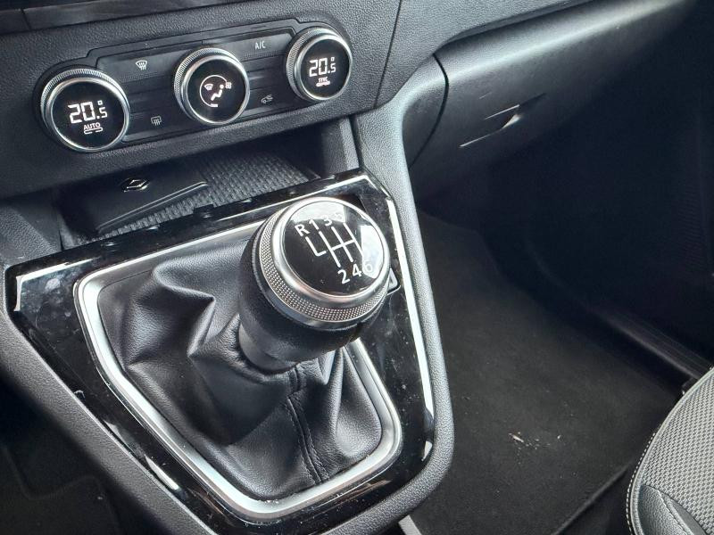 Vente en ligne Renault Kangoo 1.5 Blue dCi 115ch Techno + Roue de secours au prix de 21 990 €