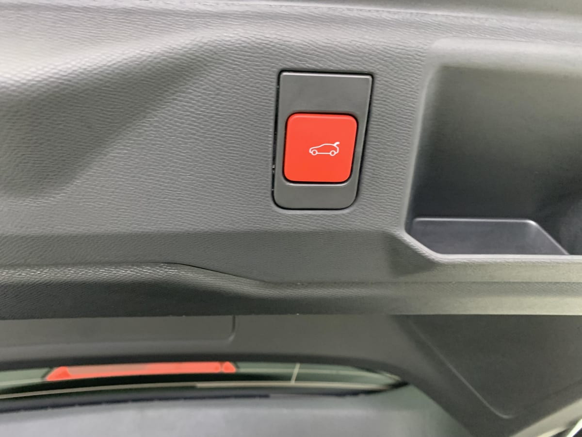 Vente en ligne Peugeot 5008 Hybrid 145 e-DCS6 GT au prix de 35 520 €