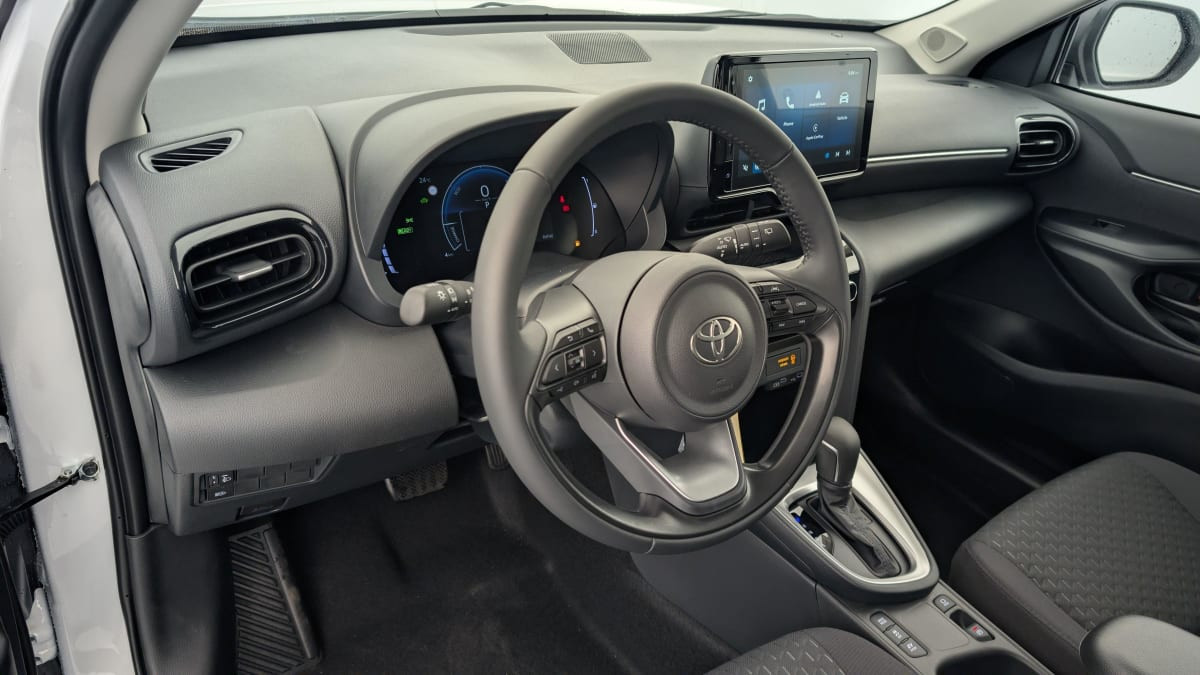 Vente en ligne Toyota Yaris Cross 116h 2WD Dynamic au prix de 24 710 €