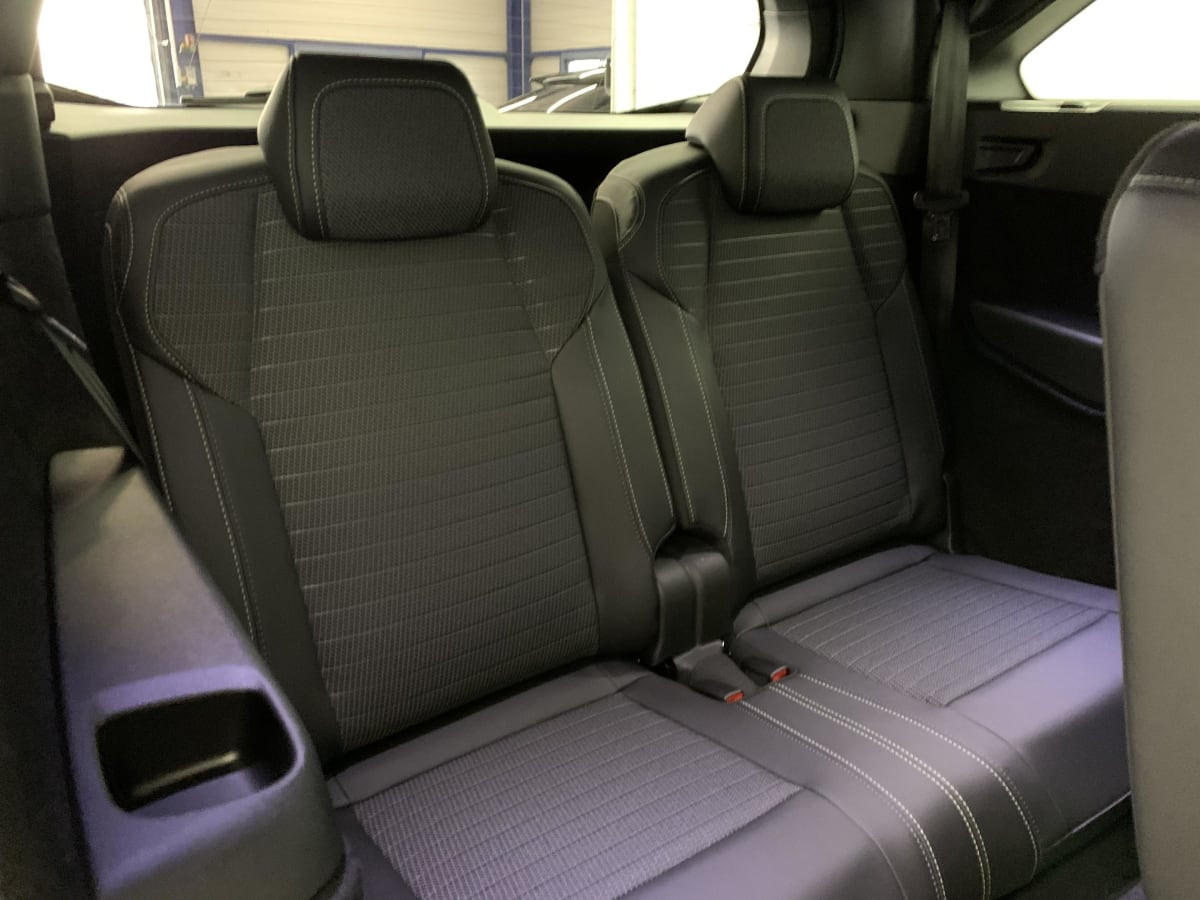 Vente en ligne Peugeot 5008 Hybrid 145 e-DCS6 GT au prix de 35 520 €