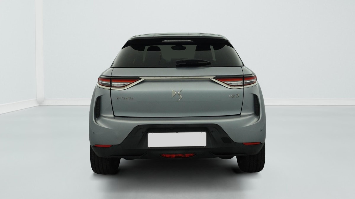 Vente en ligne Ds Ds3 Crossback DS3 CROSSBACK E-TENSE GRAND CHIC au prix de 16 770 €