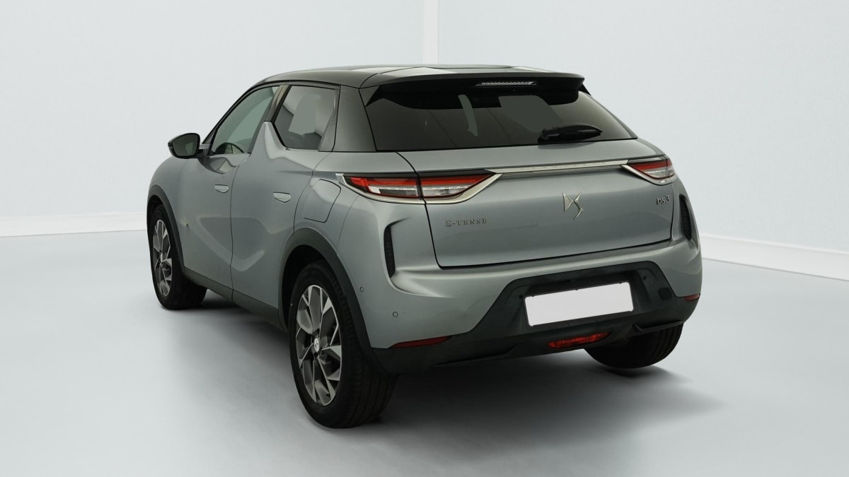 Vente en ligne Ds Ds3 Crossback DS3 CROSSBACK E-TENSE GRAND CHIC au prix de 16 770 €