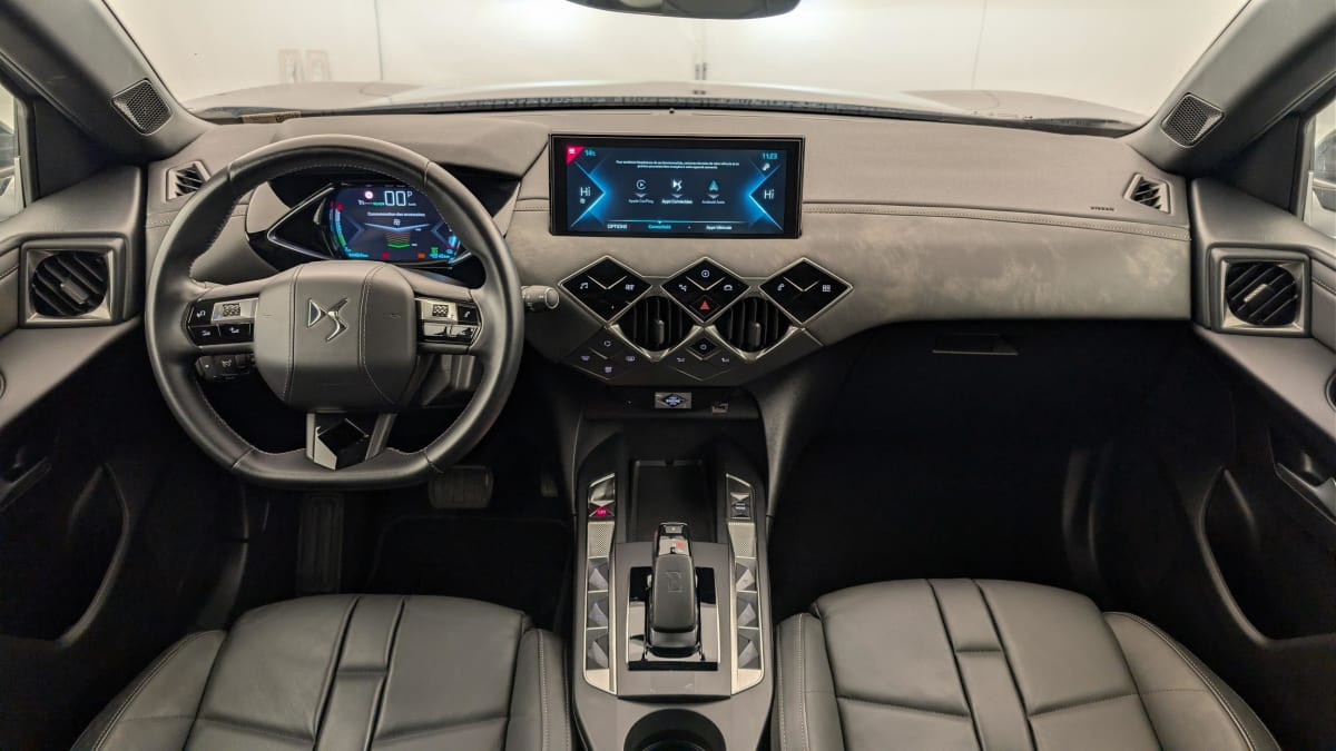 Vente en ligne Ds Ds3 Crossback DS3 CROSSBACK E-TENSE GRAND CHIC au prix de 16 770 €