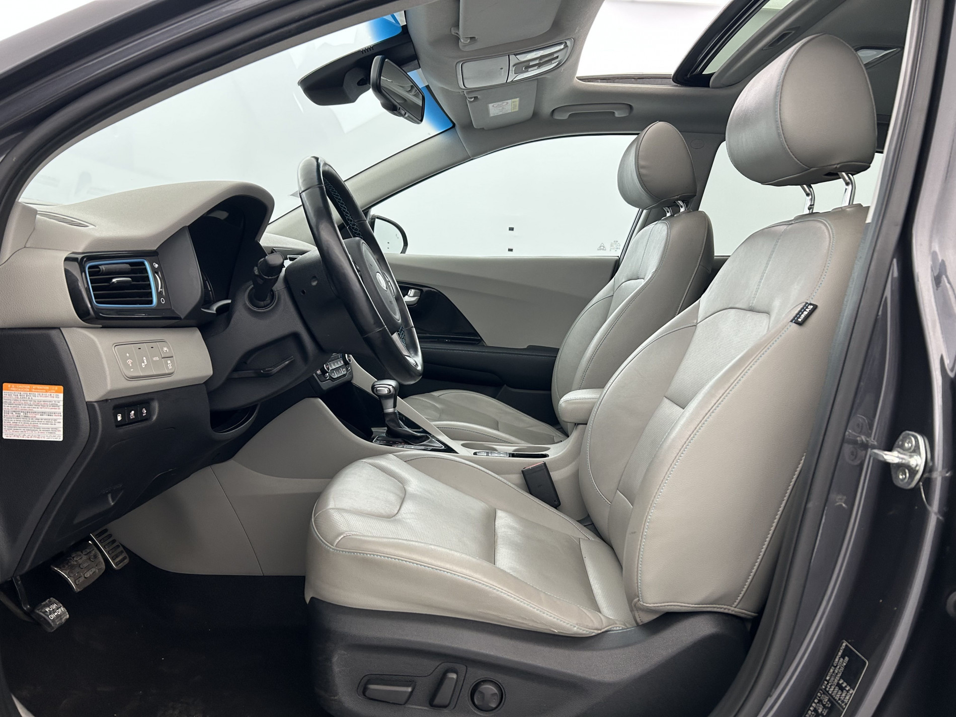 Vente en ligne Kia Niro 1.6 GDi 105ch ISG + Plug-In 60.5ch Premium DCT6 au prix de 15 890 €