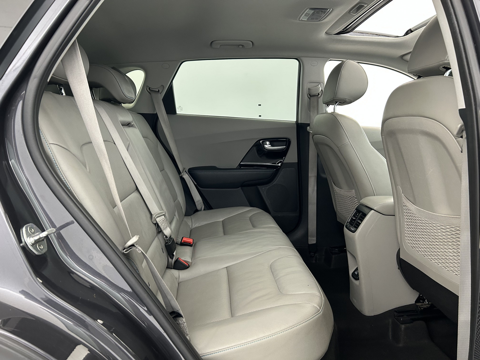 Vente en ligne Kia Niro 1.6 GDi 105ch ISG + Plug-In 60.5ch Premium DCT6 au prix de 15 890 €