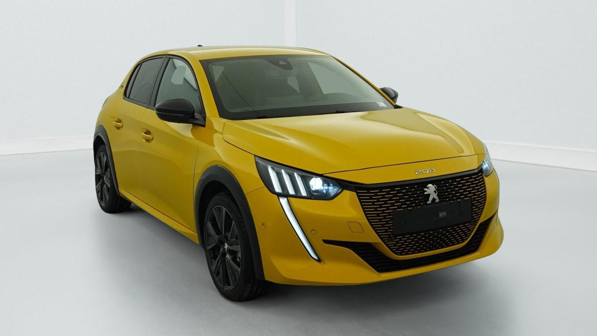 Peugeot 208 50 KWH 136CH GT occasion de 2023 en vente à Rennes
