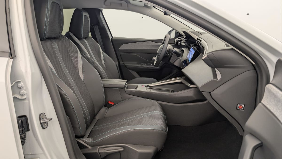 Vente en ligne Peugeot 308 Hybrid 145 e-DCS6 Allure au prix de 25 420 €