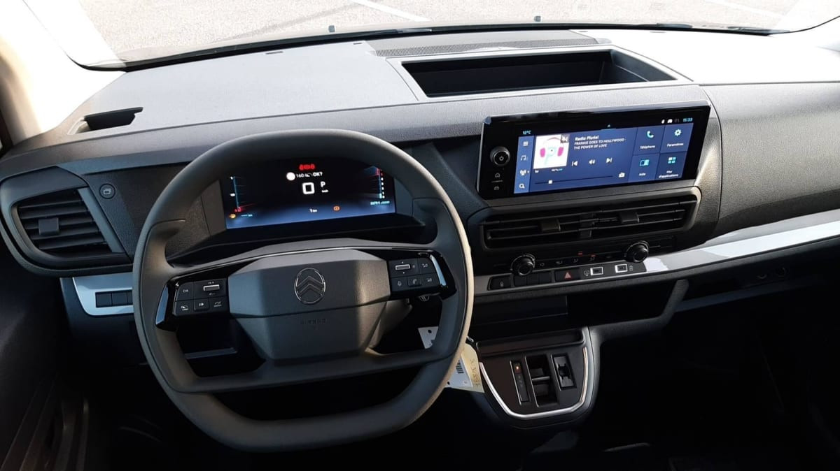 Vente en ligne Citroën Jumpy Fourgon XL BLUEHDI 180 S S EAT8 au prix de 34 130 €