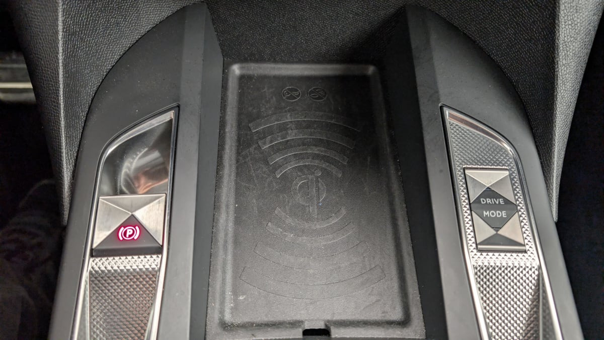 Vente en ligne Ds Ds3 Crossback PureTech 130 EAT8 Opera au prix de 23 360 €