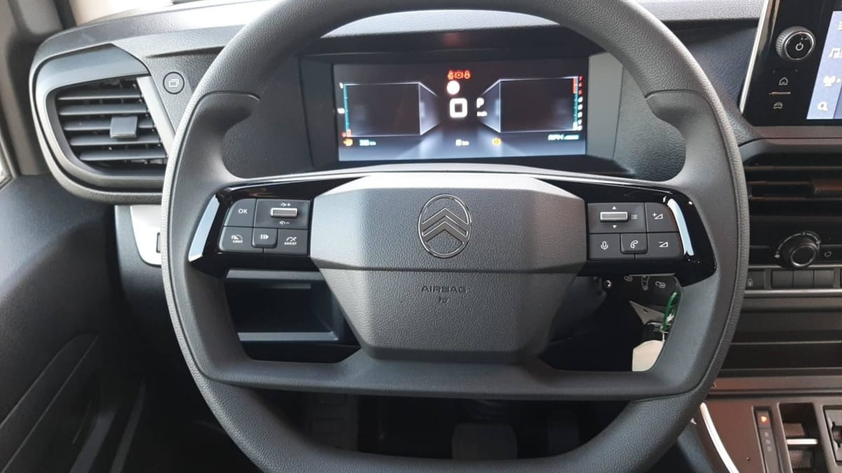 Vente en ligne Citroën Jumpy Fourgon XL BLUEHDI 180 S S EAT8 au prix de 34 130 €