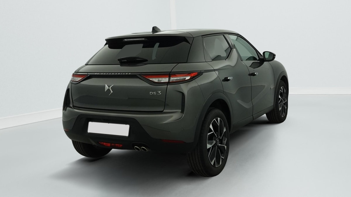 Vente en ligne Ds Ds3 Crossback PureTech 130 EAT8 Opera au prix de 23 360 €