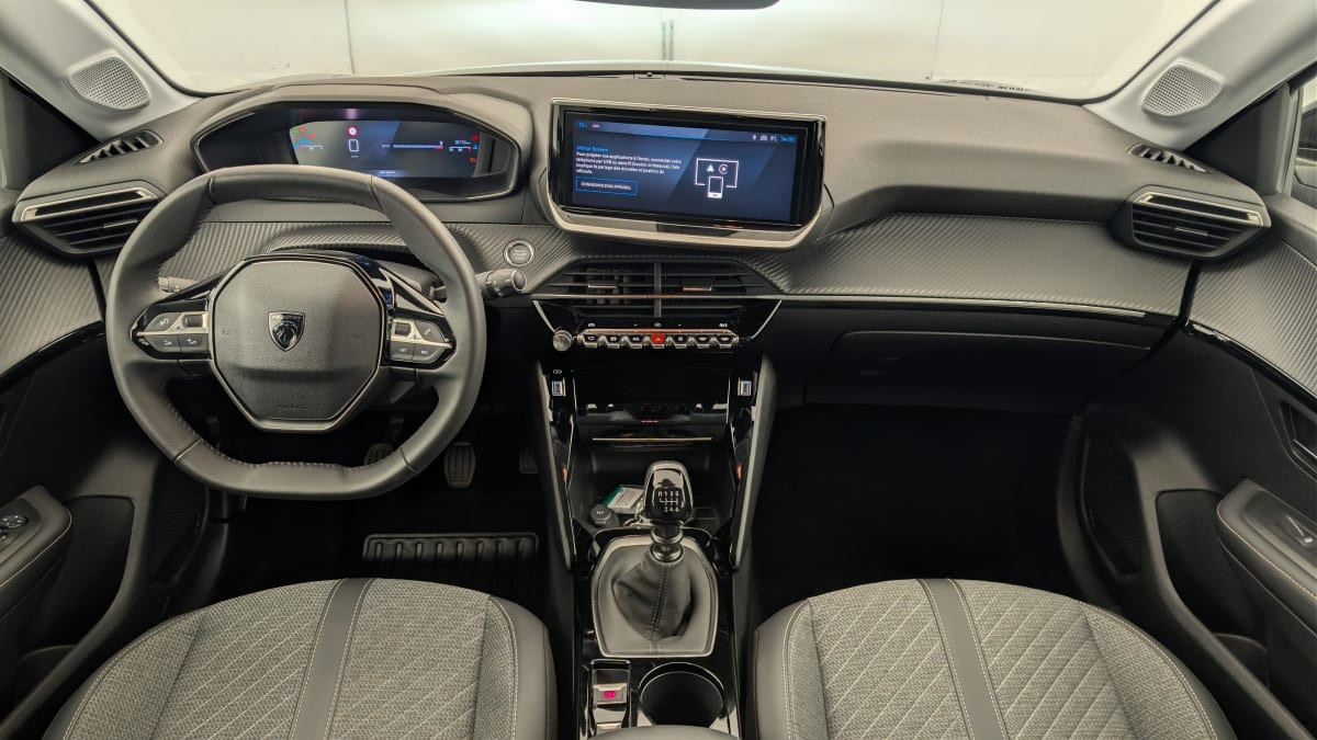 Vente en ligne Peugeot 208 PureTech 100 S S BVM6 Allure au prix de 16 240 €