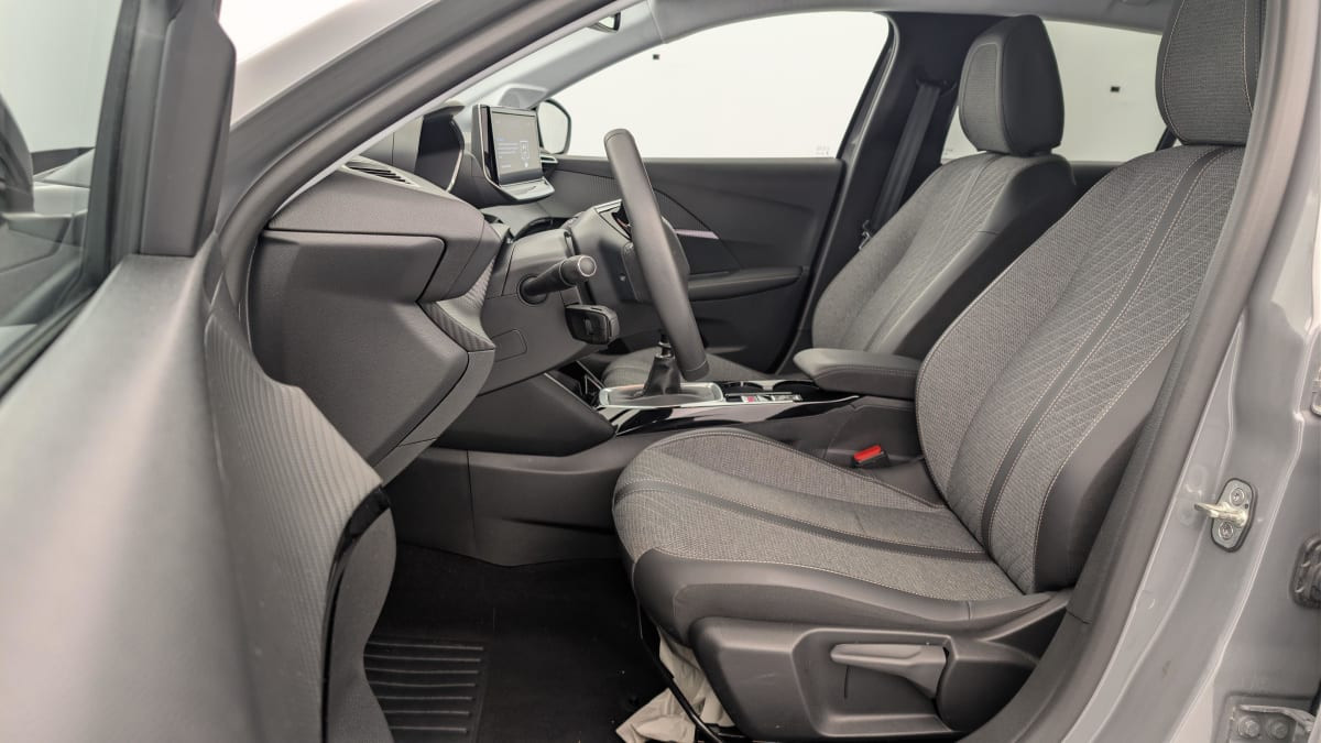 Vente en ligne Peugeot 208 PureTech 100 S S BVM6 Allure au prix de 16 240 €