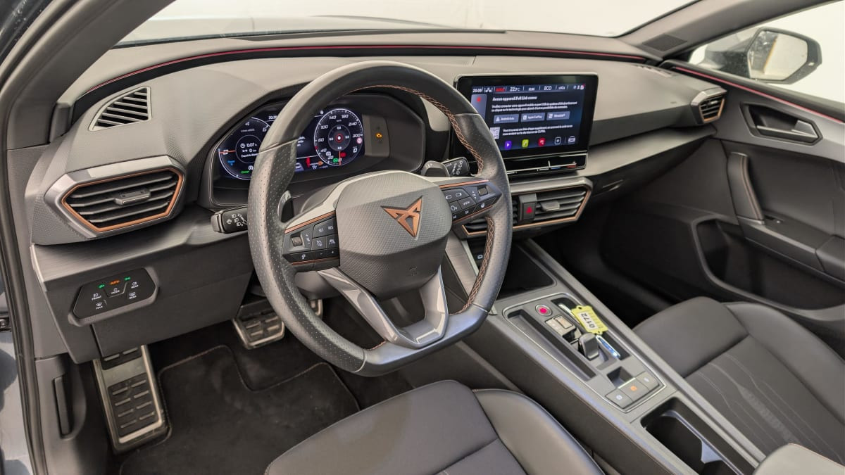 Vente en ligne Seat Leon 1.4 E-HYBRID 204 CH DSG6 V au prix de 25 420 €