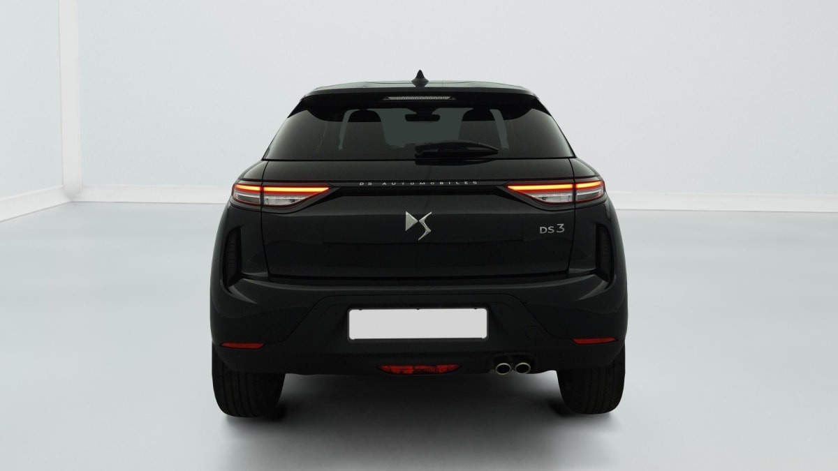 Vente en ligne Ds Ds3 Crossback PureTech 130 EAT 8 Rivoli au prix de 22 330 €