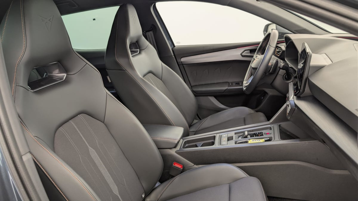 Vente en ligne Seat Leon 1.4 E-HYBRID 204 CH DSG6 V au prix de 25 420 €