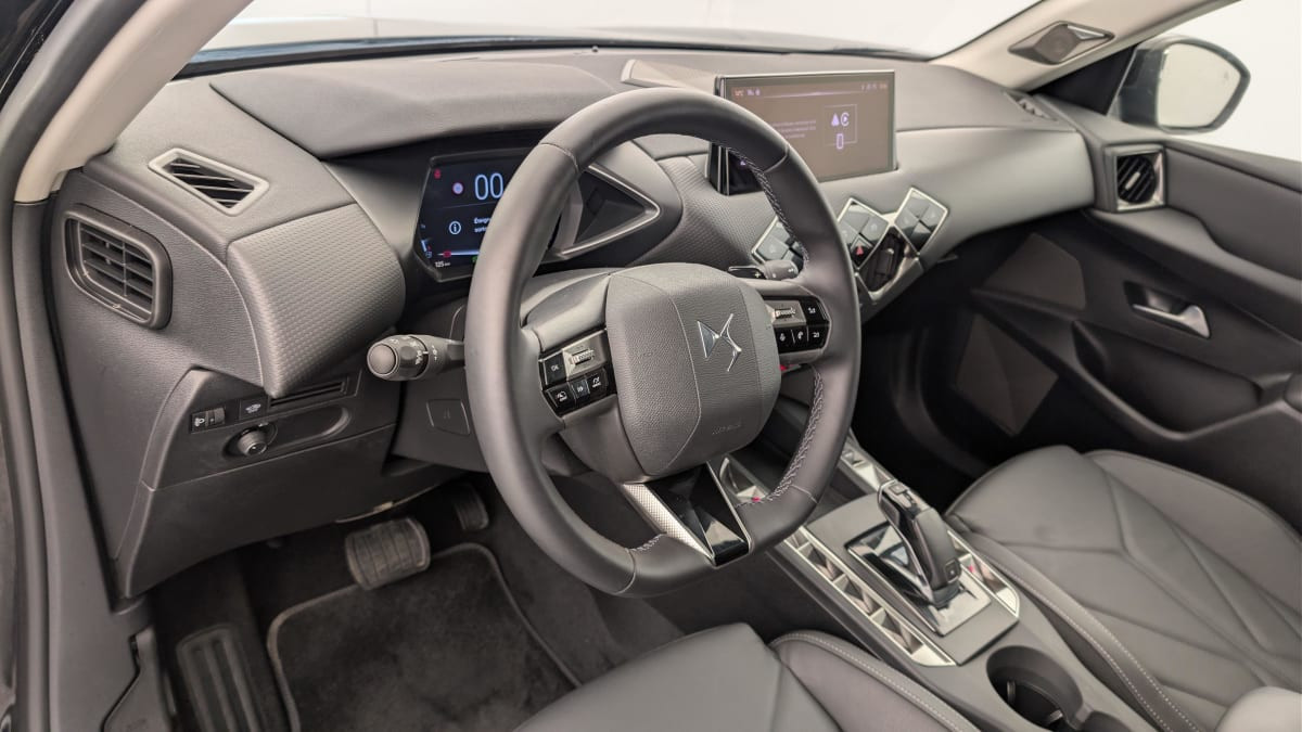 Vente en ligne Ds Ds3 Crossback PureTech 130 EAT 8 Rivoli au prix de 22 330 €